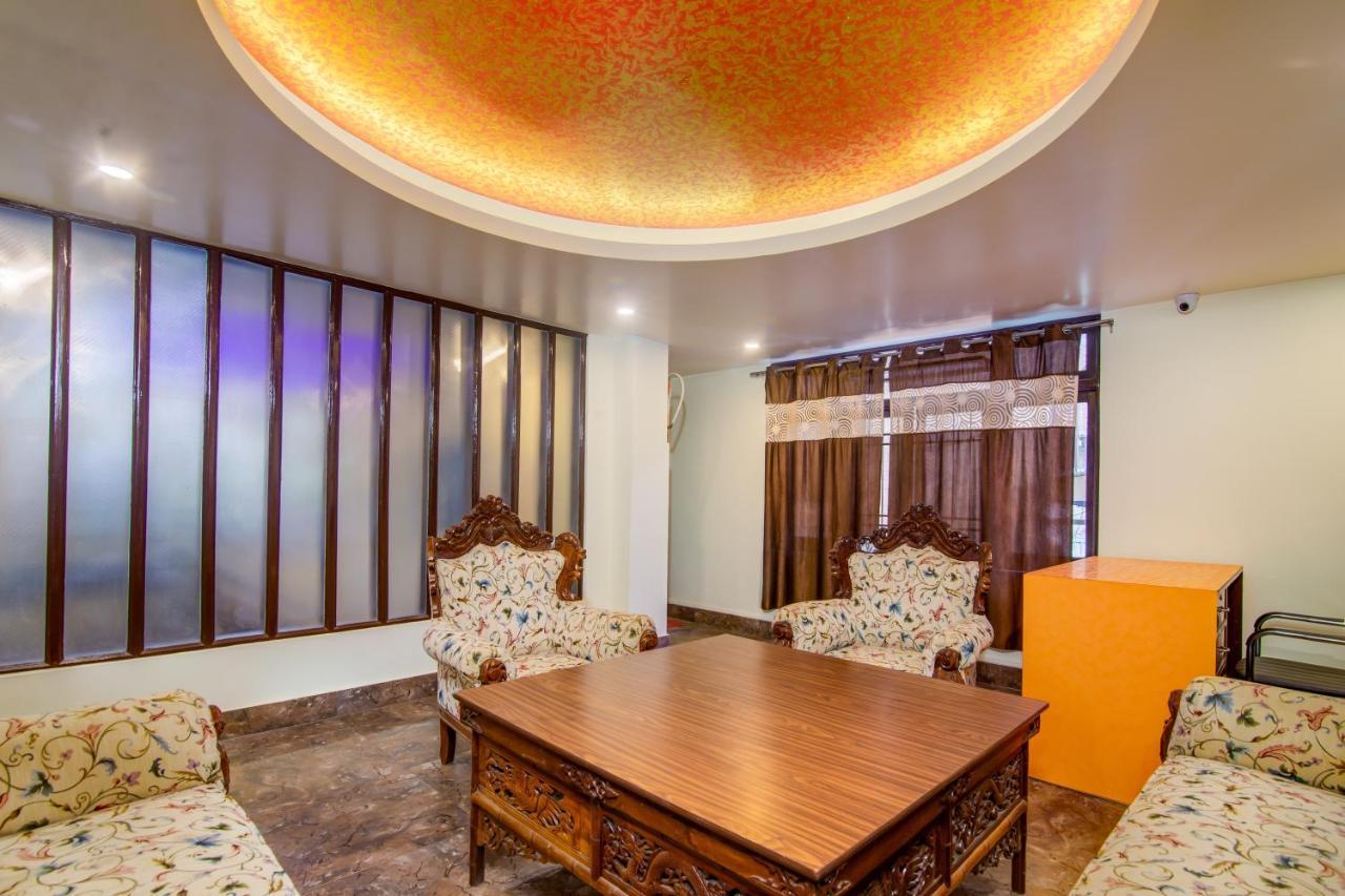Muscatel Grand Silkroute - 300 Mts From Mg Marg 강토크 외부 사진
