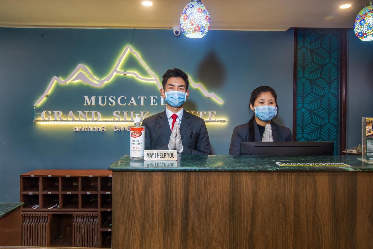 Muscatel Grand Silkroute - 300 Mts From Mg Marg 강토크 외부 사진