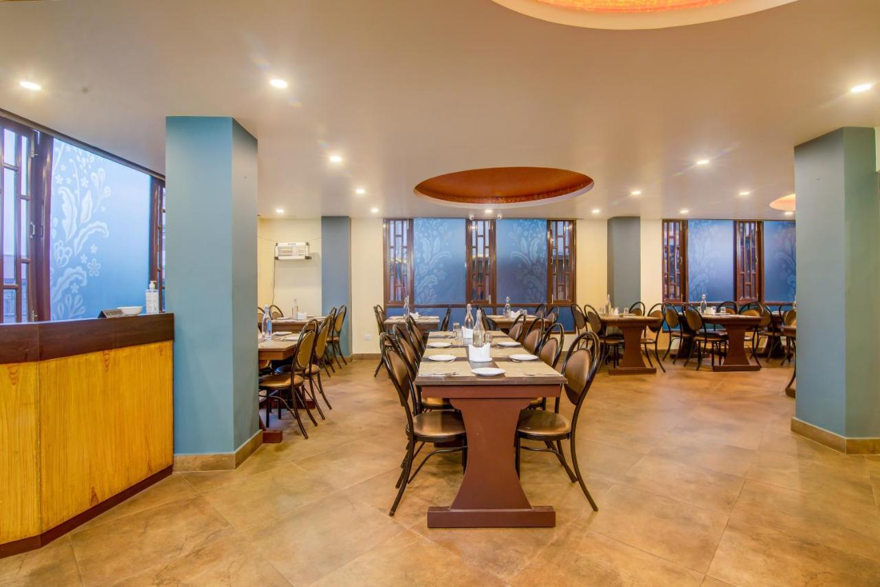 Muscatel Grand Silkroute - 300 Mts From Mg Marg 강토크 외부 사진