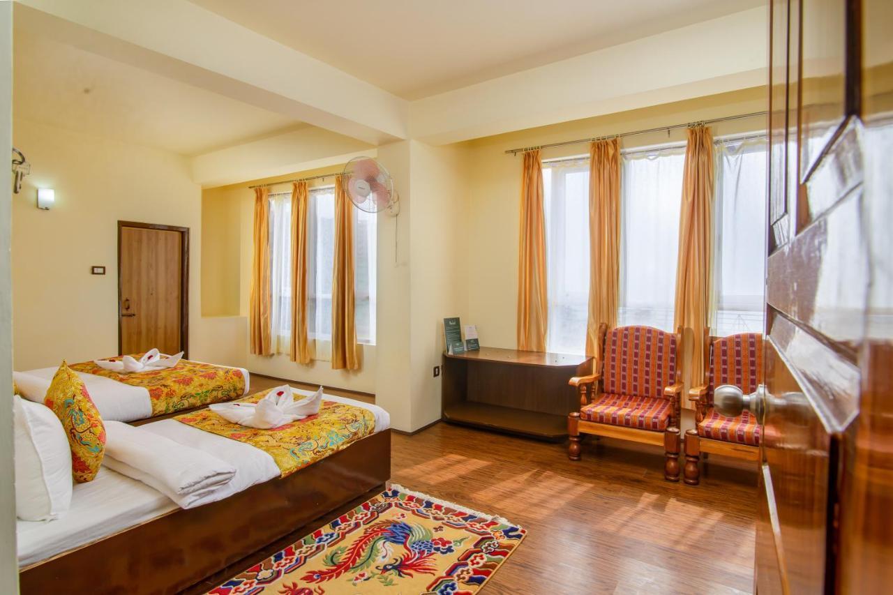 Muscatel Grand Silkroute - 300 Mts From Mg Marg 강토크 외부 사진