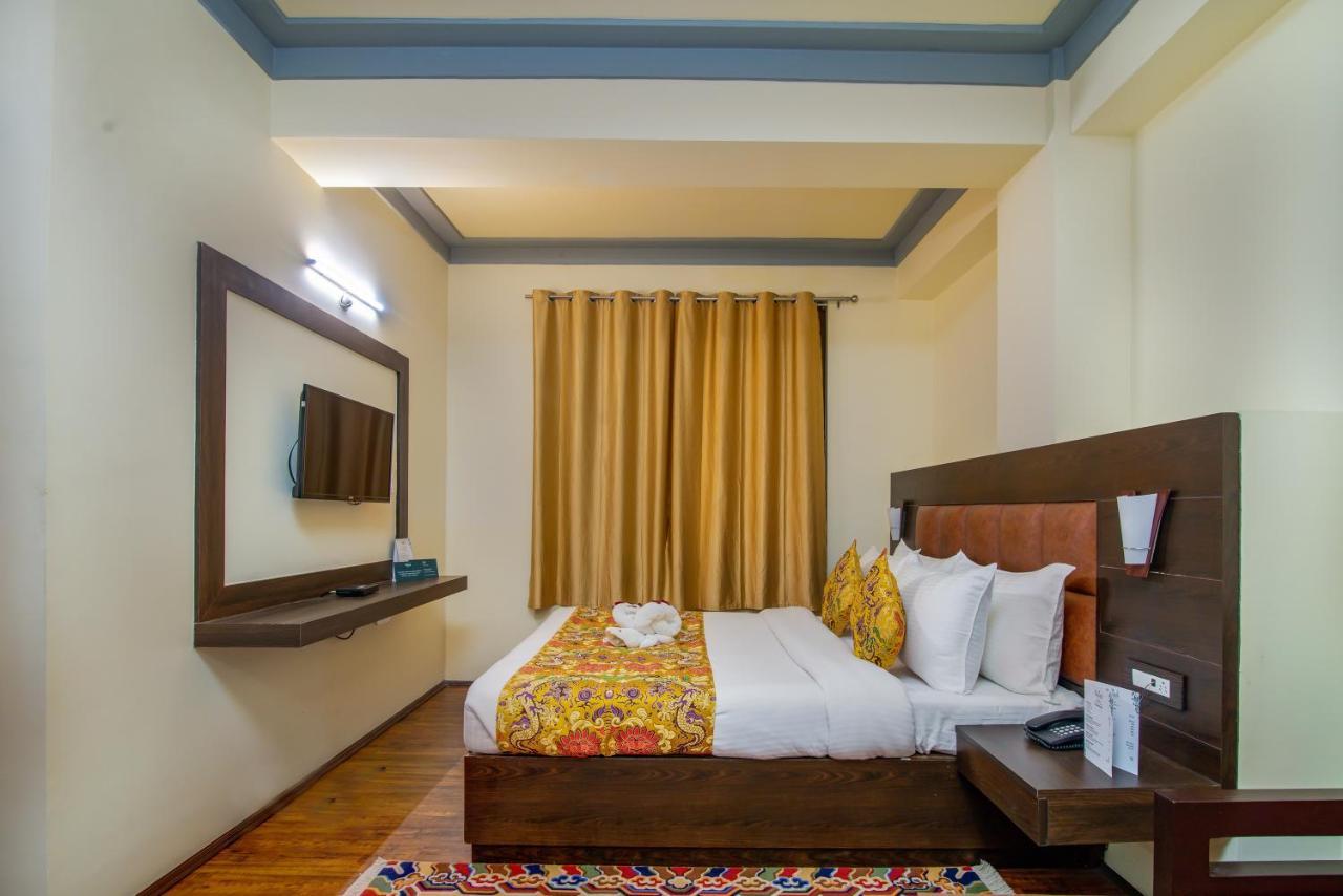 Muscatel Grand Silkroute - 300 Mts From Mg Marg 강토크 외부 사진