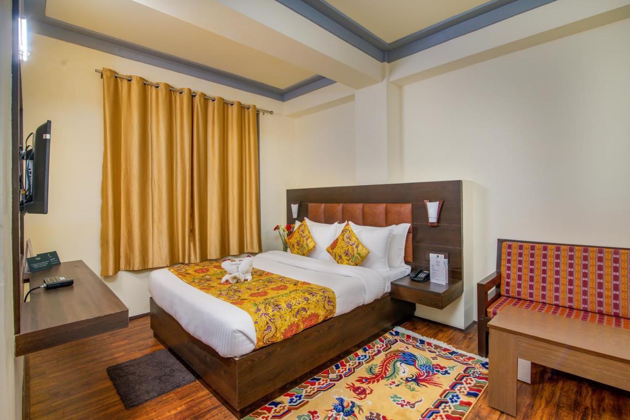 Muscatel Grand Silkroute - 300 Mts From Mg Marg 강토크 외부 사진