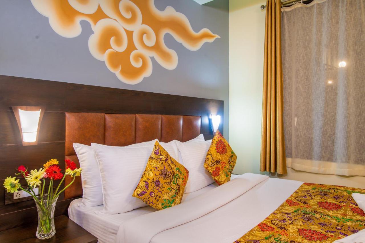 Muscatel Grand Silkroute - 300 Mts From Mg Marg 강토크 외부 사진
