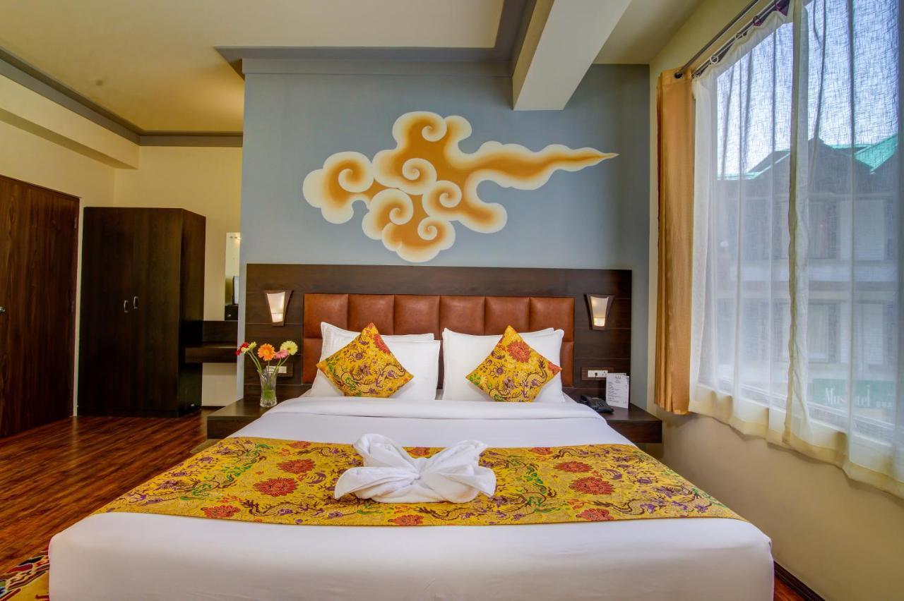 Muscatel Grand Silkroute - 300 Mts From Mg Marg 강토크 외부 사진