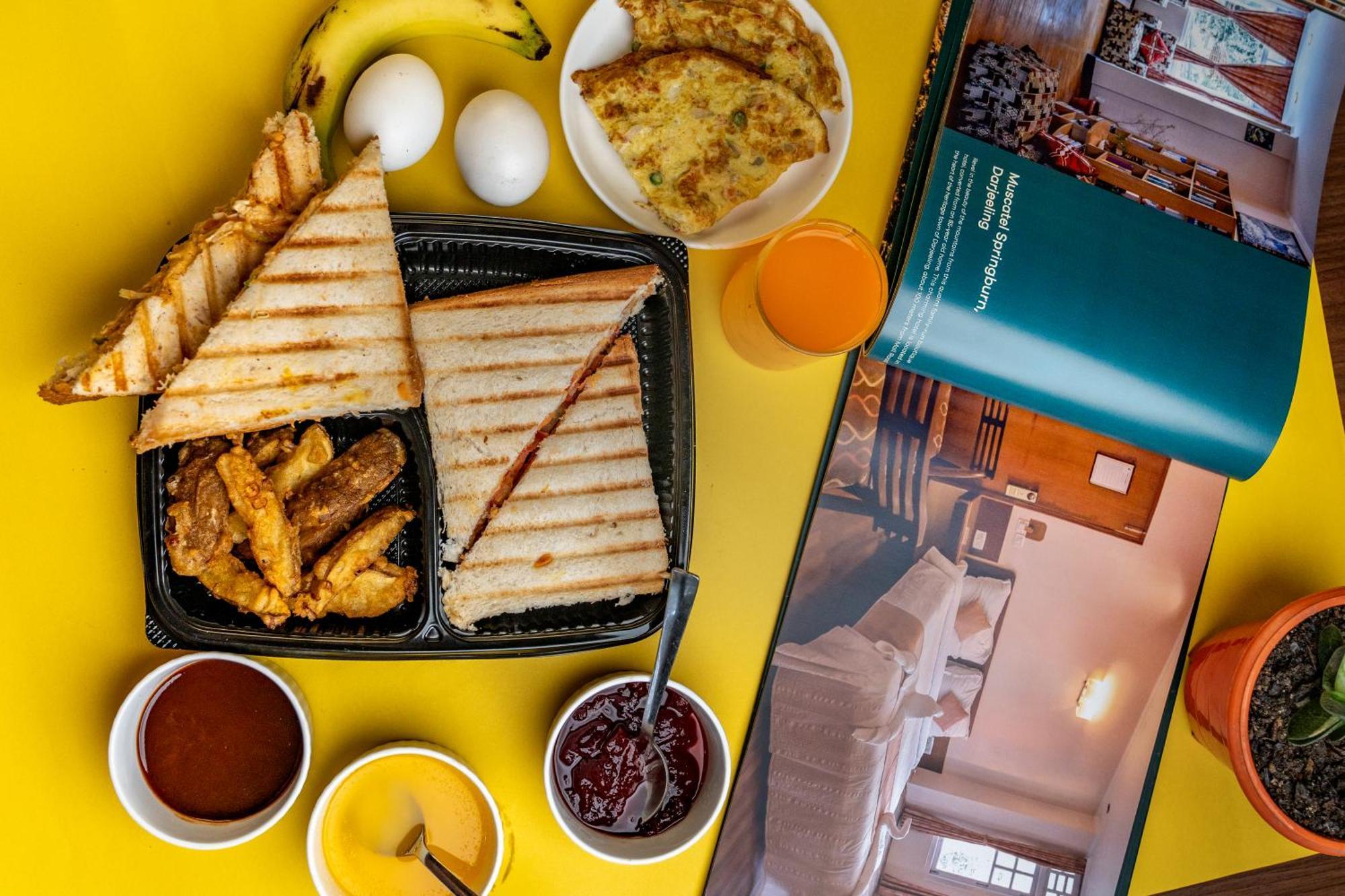 Muscatel Grand Silkroute - 300 Mts From Mg Marg 강토크 외부 사진